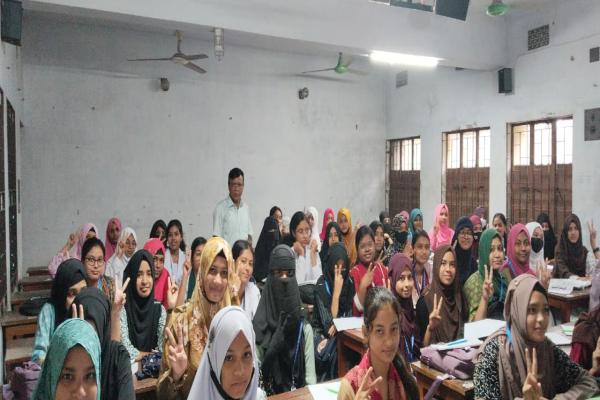 একাদশ শ্রেণির বিজ্ঞান বিভাগের শিক্ষার্থী (০২৫-২৬ শিক্ষাবর্ষ )